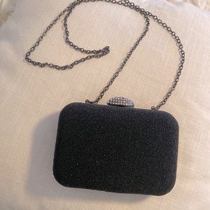 La Regale special occasion handbag with long detachable chain strap. New!